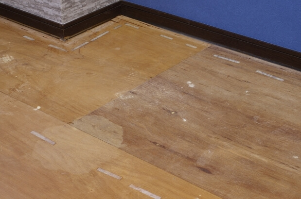リフォーム中の床